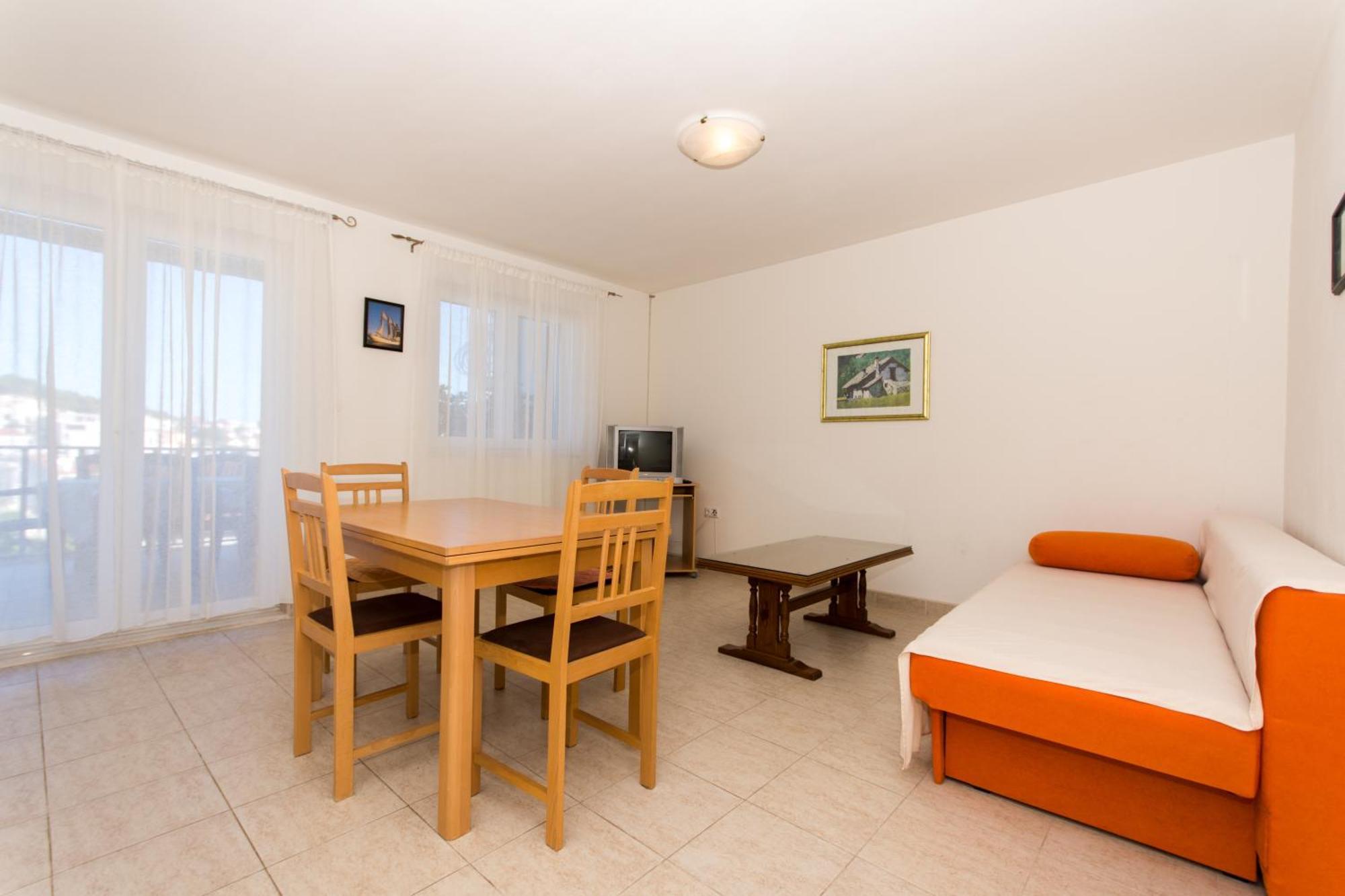 Apartments Marinana ราชานิ ภายนอก รูปภาพ