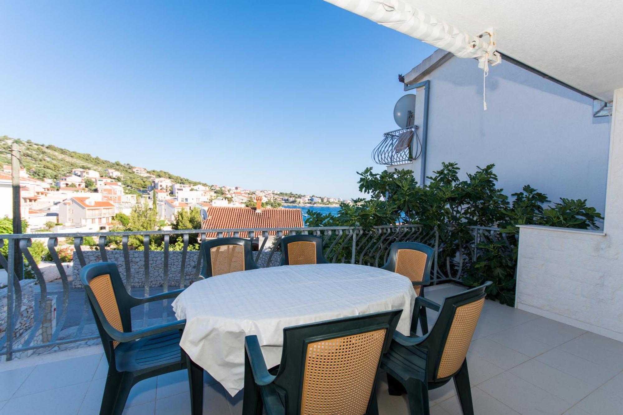 Apartments Marinana ราชานิ ภายนอก รูปภาพ
